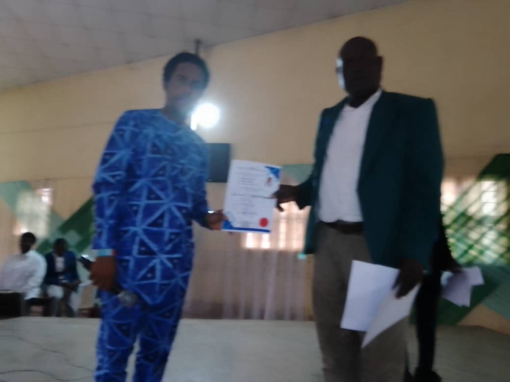 8b8d90f1-c152-47ab-a2d6-eef0dece688e